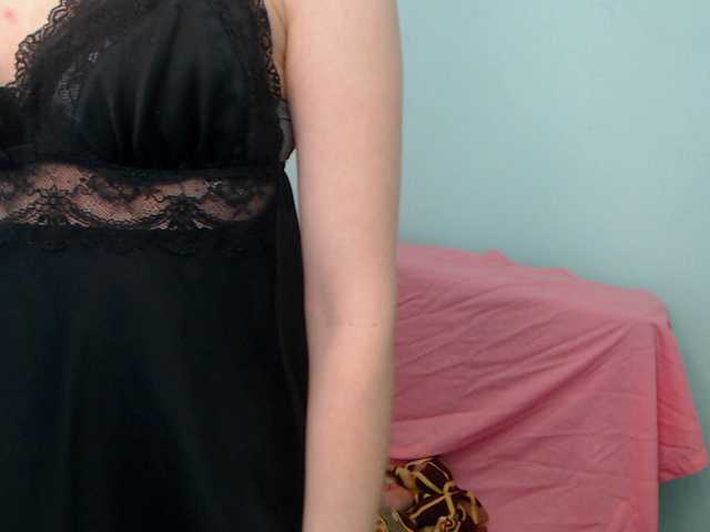 Broadcast screenshots AnisaTopaz