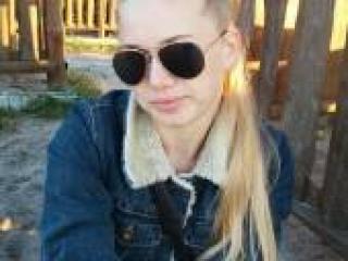 Erotic video chat anjelin007