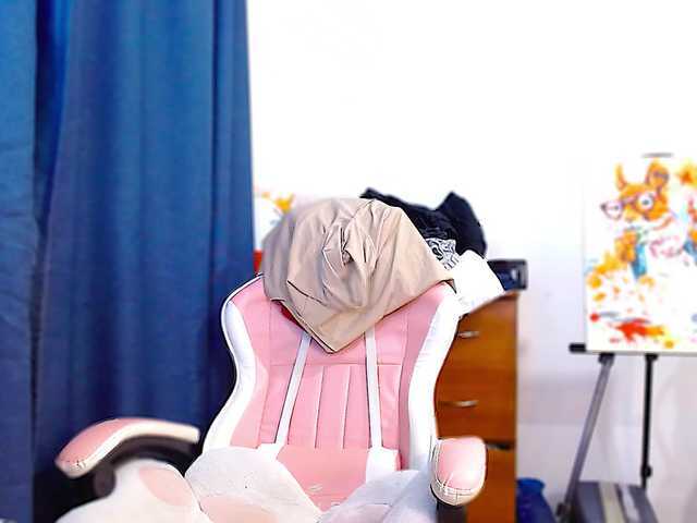 Broadcast screenshots ann-mikele