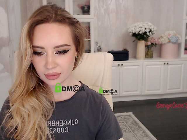 Broadcast screenshots AnnaPoppy