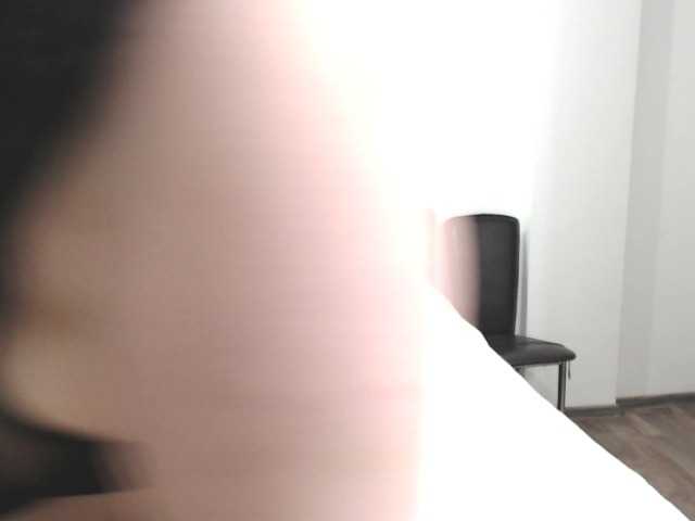 Broadcast screenshots Annelisee