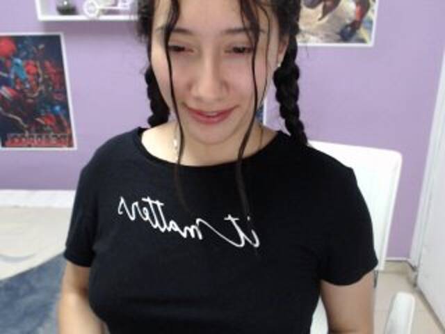 Broadcast screenshots Anniesclub