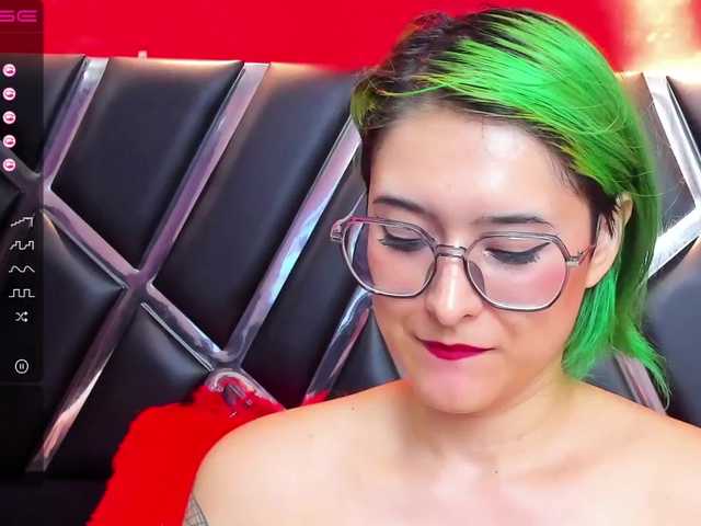 Broadcast screenshots AnnieSwan