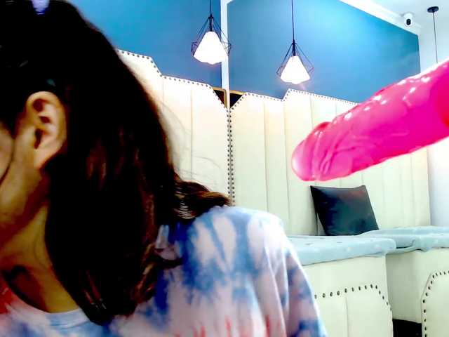 Broadcast screenshots Anntonnellaa