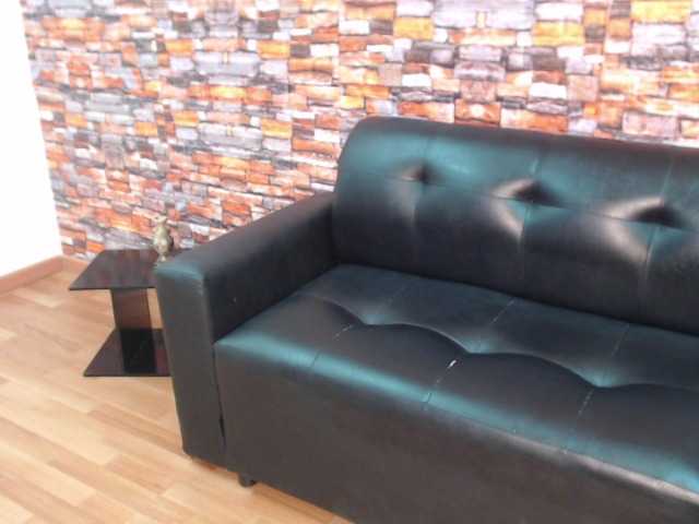 Broadcast screenshots anthonella-1