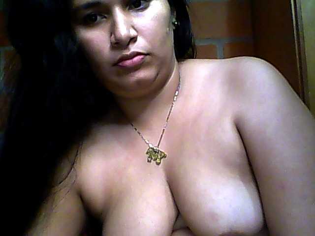 Broadcast screenshots Anthonella24