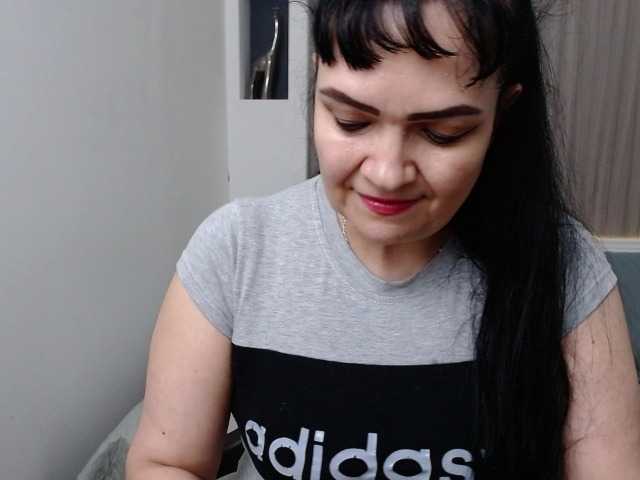 Broadcast screenshots Antonellahart