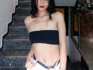 Erotic video chat AntonellaRuiiz