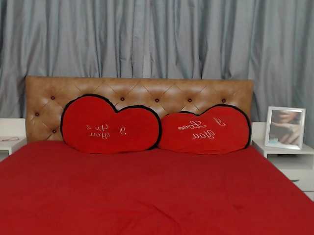 Broadcast screenshots AnyaCostas