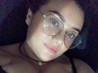 Erotic video chat anyelobo23
