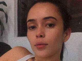 Erotic video chat april-lee