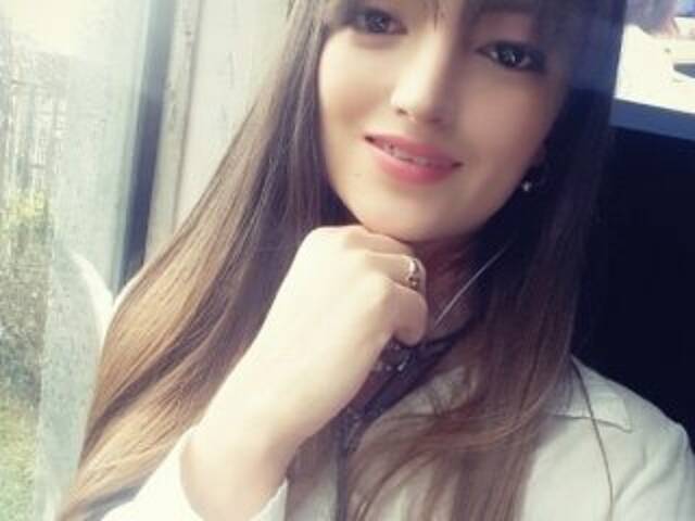 Photo of the profile april-rosse