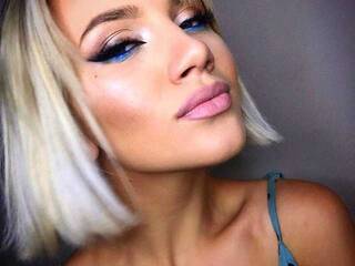 Erotic video chat AprilJuicy