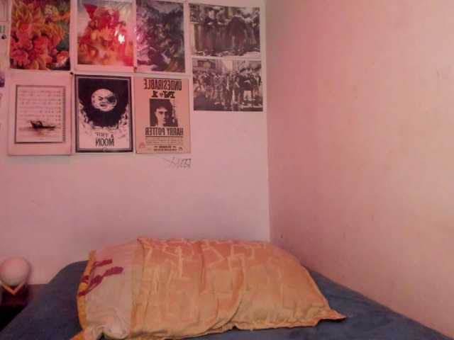 Broadcast screenshots AradiaX