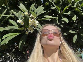 Erotic video chat Tutti-Fruttii