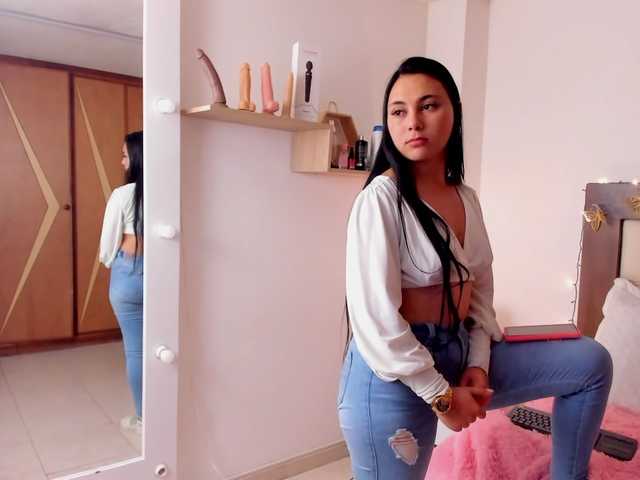 Photos Ariana-bel Today I hope a great day and I know a little as a new model in Bongacams.com