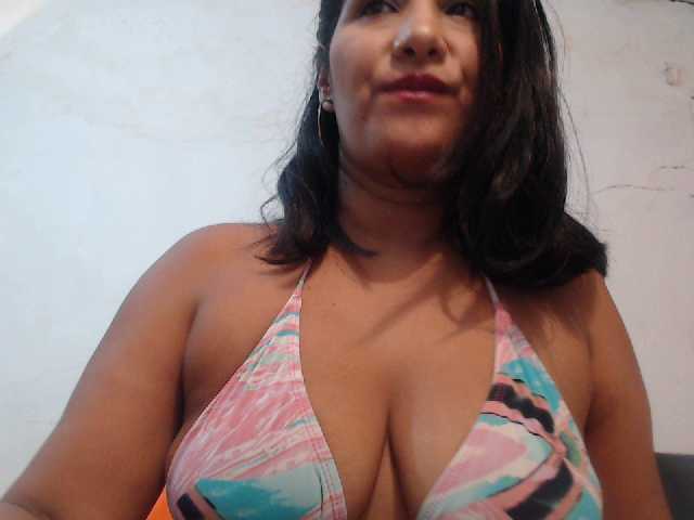 Broadcast screenshots ariana0810