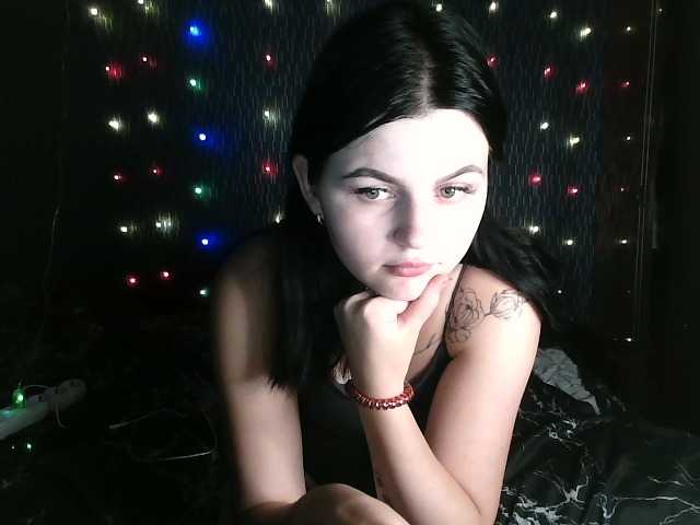 Broadcast screenshots Ariannagrey