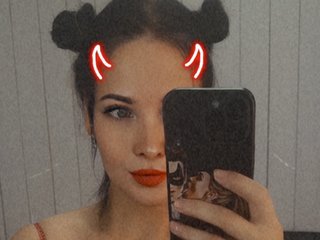 Erotic video chat Arielj