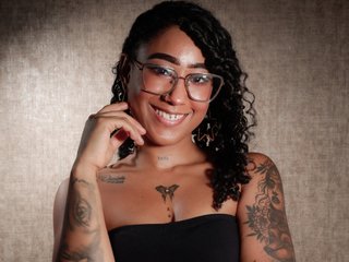Erotic video chat artemisarusso