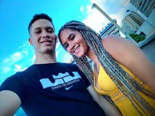 Erotic video chat ArthurandAlix