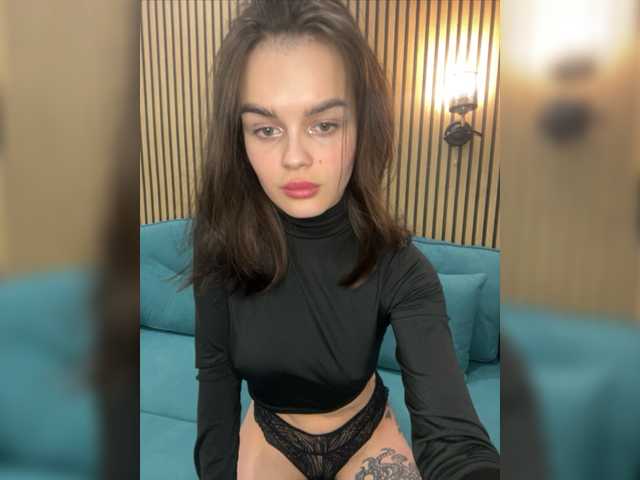 Broadcast screenshots ArtModelka