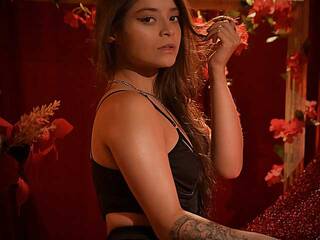 Erotic video chat AryaLovejoy