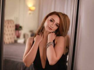 Erotic video chat AryanaParker