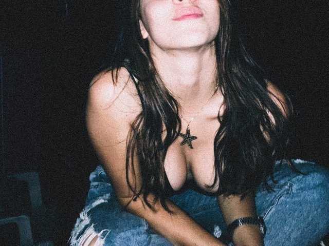 Photo of the profile AshleyCyrus