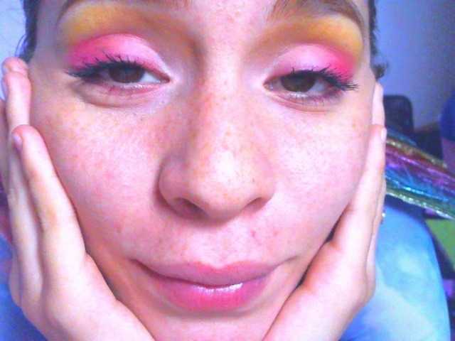 Broadcast screenshots AshleyCyrus