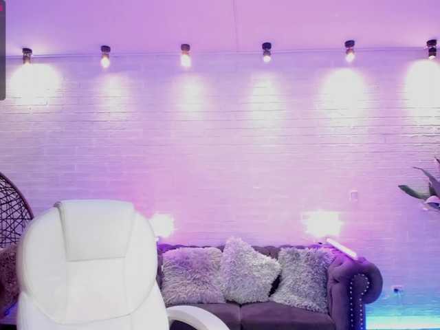 Broadcast screenshots AshleyJhonson