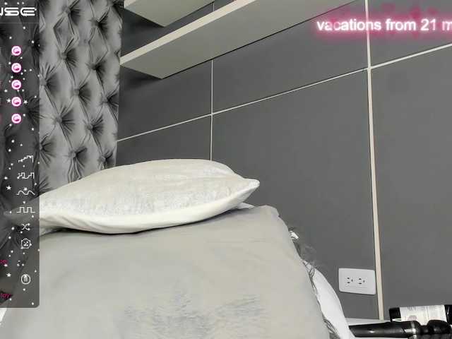 Broadcast screenshots AshleyMiller