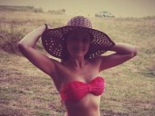 Erotic video chat ashleyx