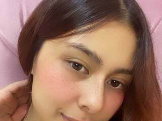 Erotic video chat ashlie-evanss