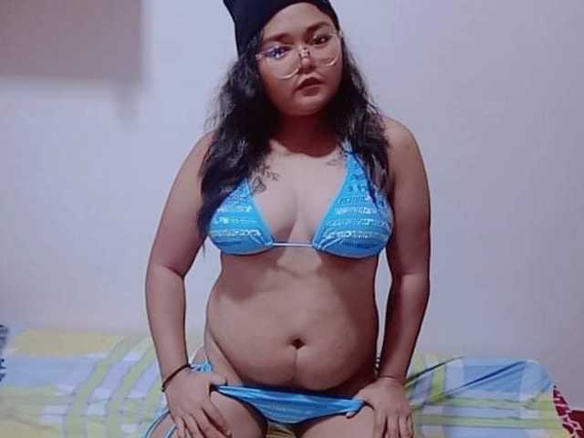 Photo of the profile AsianHottie69