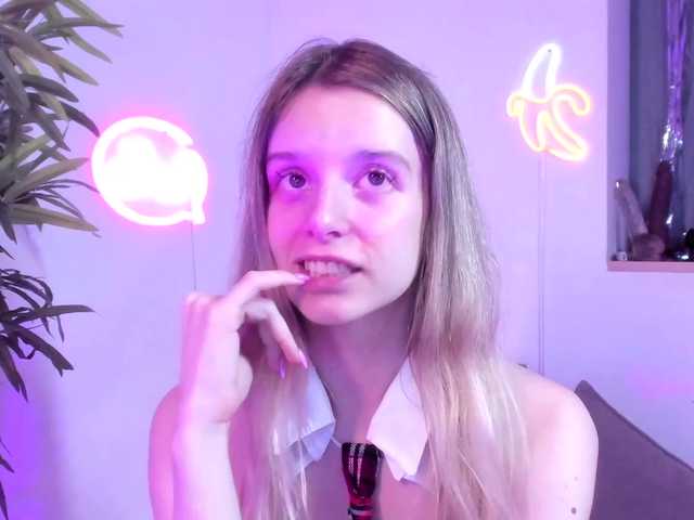 Broadcast screenshots Astrid-Moore