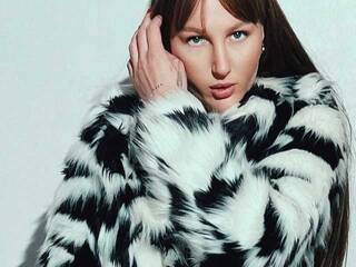 Erotic video chat AtanaWillis