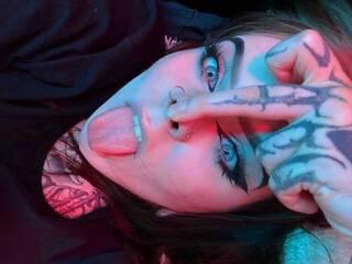 Erotic video chat ATOMICKETCHUP