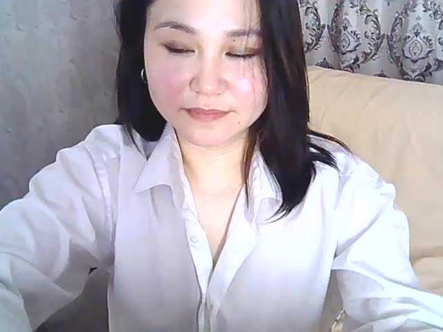 Broadcast screenshots AuraAsian