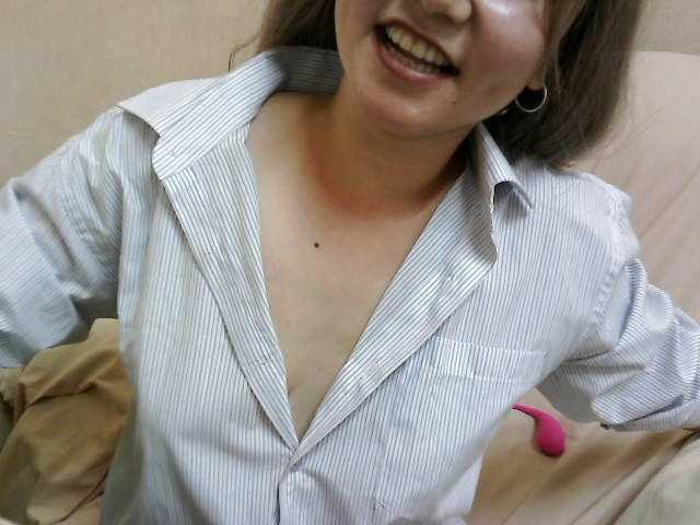 Broadcast screenshots AuraAsian