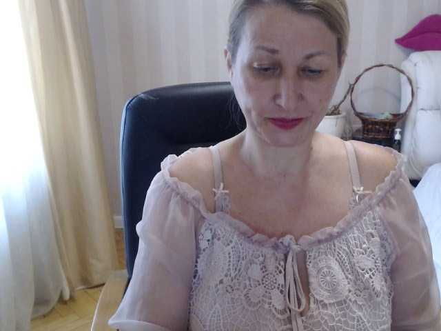 Broadcast screenshots AuraKISS