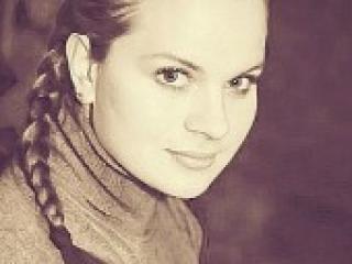 Erotic video chat aurikaaa