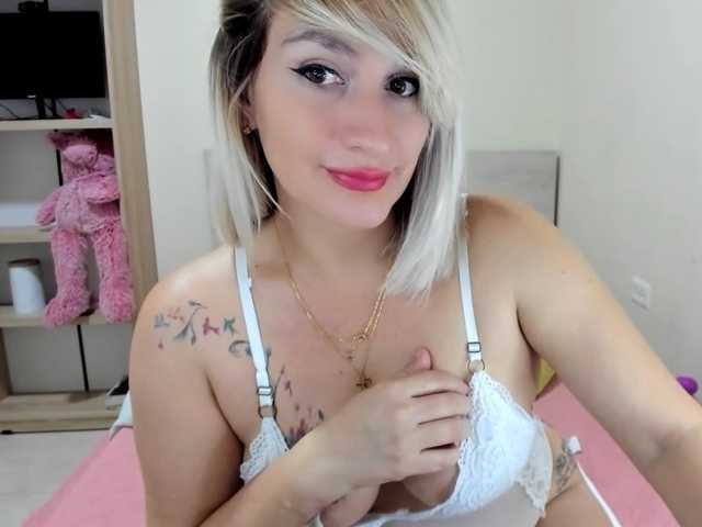 Photo of the profile avajonesmilf