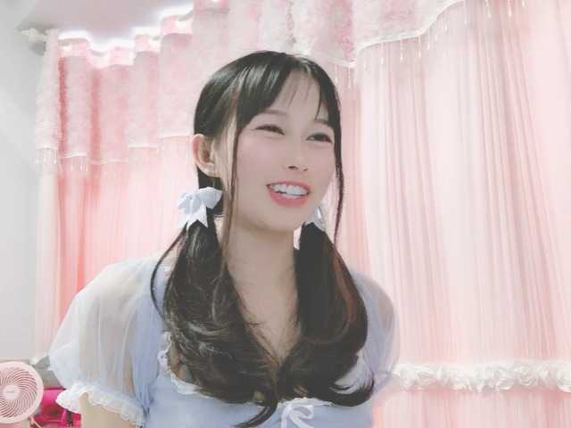 Broadcast screenshots AyleeBloom