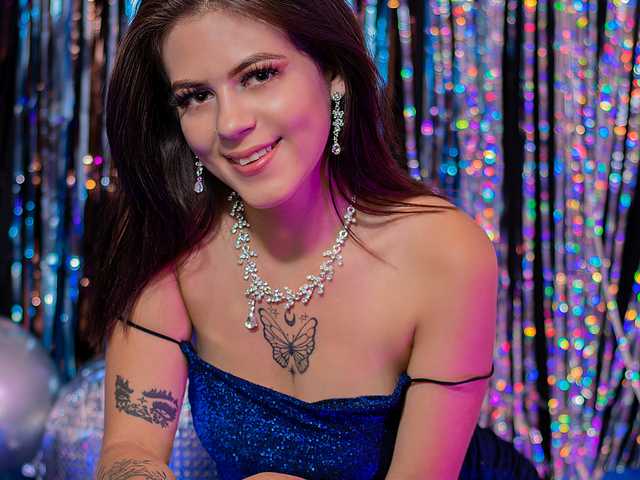 Photo of the profile AynaraaStone