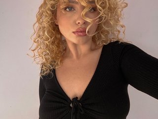 Erotic video chat baby-dolll