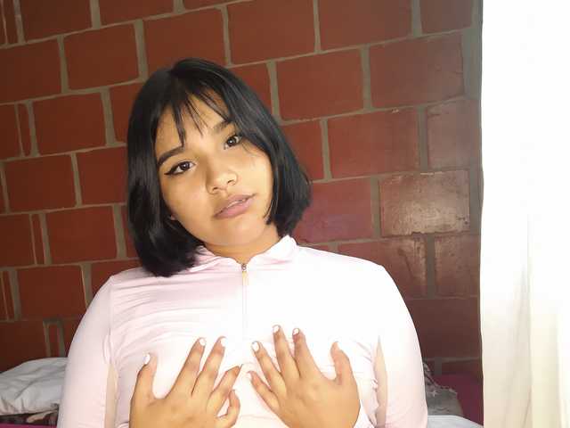 Photo of the profile BabyAsianX0