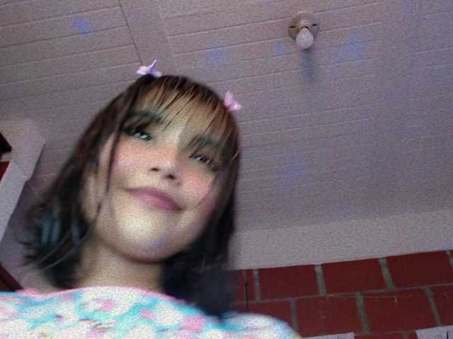 Broadcast screenshots BabyAsianX0