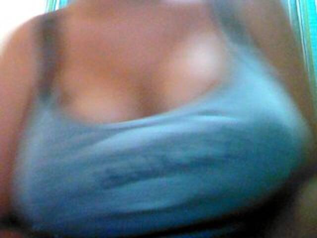 Broadcast screenshots BarbieBigTits