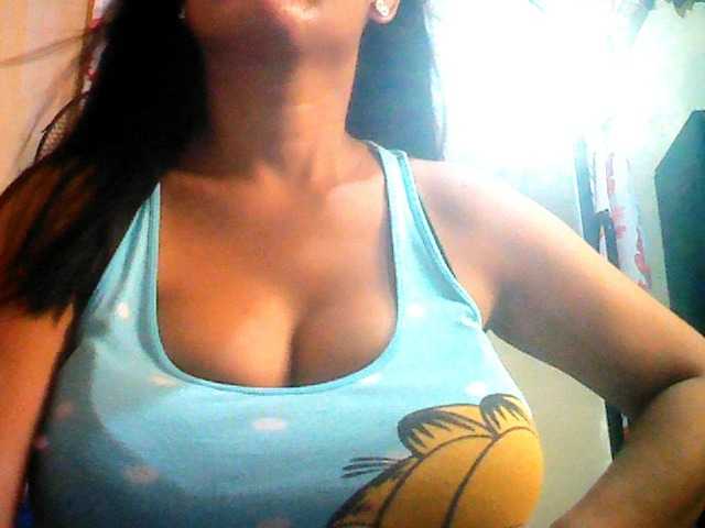 Broadcast screenshots BarbieBigTits